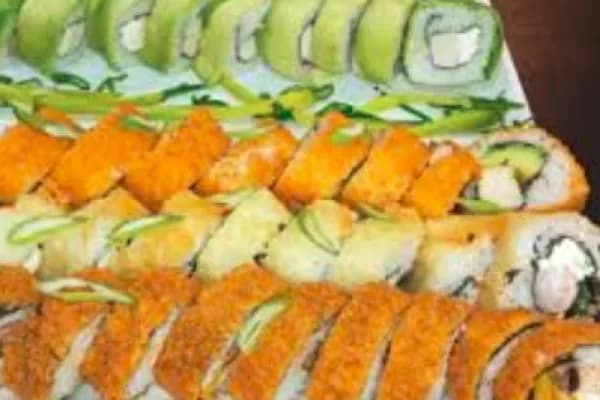 ¡Por que la calidad si importa! No te pierdas estas 50 ricas piezas — Mitsuko Sushi