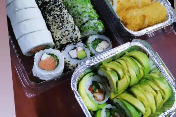 ¡Que suenen esos palillos! 50 piezas de sushi VIP — Sushi Sand
