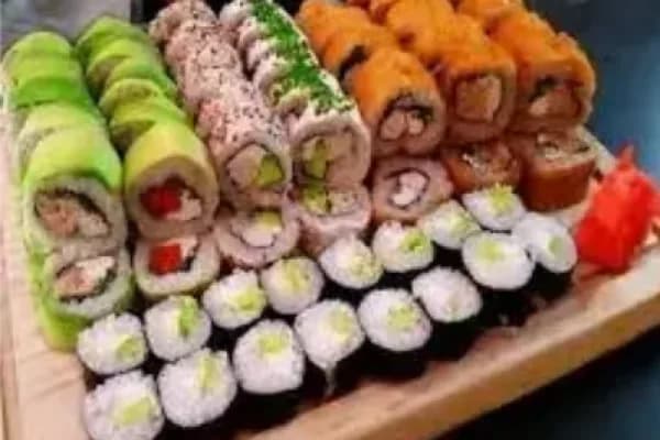 ¡Que suenen esos palillos! 100 piezas de sushi VIP — Abocado Sushi