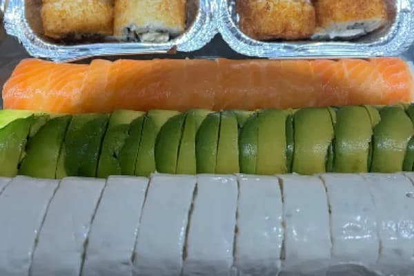 ¡Por que la calidad si importa! No te pierdas estas 60 ricas piezas — Kadzoku Sushi