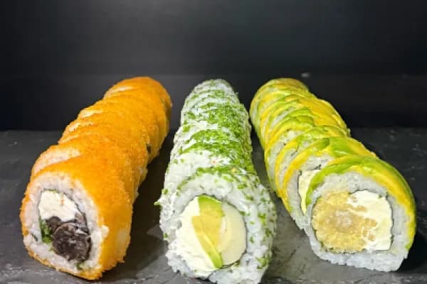 ¡30 piezas del mas rico sushi! No te quedes sin probar estas ricas piezas — Sushi Royle