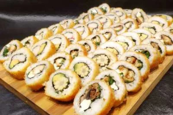 ¡Delicias imperdibles! 50 ricas piezas para compartir. No te lo pierdas — Urban Sushi