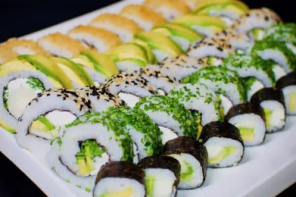 ¡Tu próximo sushi favorito te espera! — Tako Nikkei