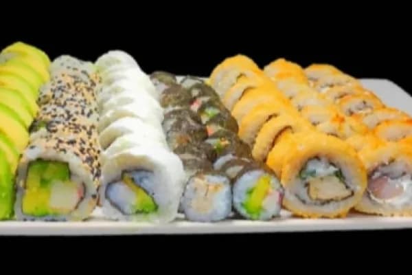 ¡Oportunidad única! 80 exquisitas piezas con mucho relleno — Tako Nikkei