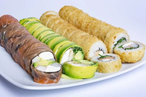 Disfrutas estas 40 piezas de selección que Tako Nikkei tiene para ti — Tako Nikkei
