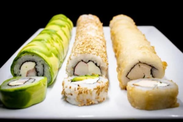 ¡100 bocados de sushi! Rico e increíble cupón que con un sabor único — Bonsai Sushi