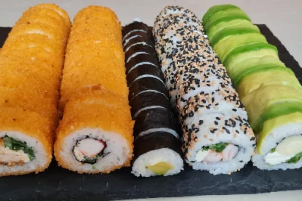 ¡50 bocados de sushi! Rico e increíble cupón que con un sabor único — Sushi Mas Lico