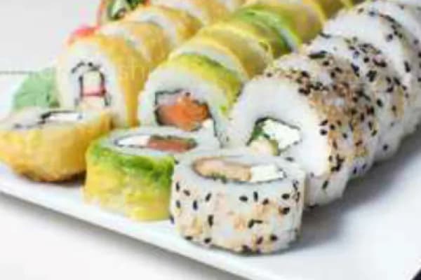Promo Express: Sushi para Retiro o Delivery Rápido — Sushi Rolls Liam