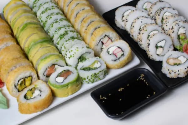 ¡Deliciosas piezas de sushi a precio especial! — Sushi Rolls Liam