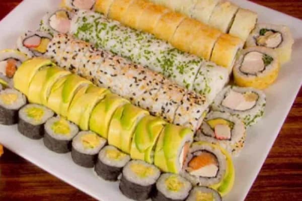 ¡Oportunidad única! 80 exquisitas piezas Vegetarianas con mucho relleno — Sushiquitos