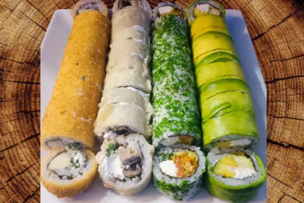¡45 bocados de sushi! Rico e increíble cupón que con un sabor único — Sushi Yoneu