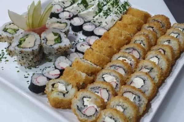 ¡MIx de 120 piezas! variedad de sabores y un exclusivo sabor — Ta Lico Sushi